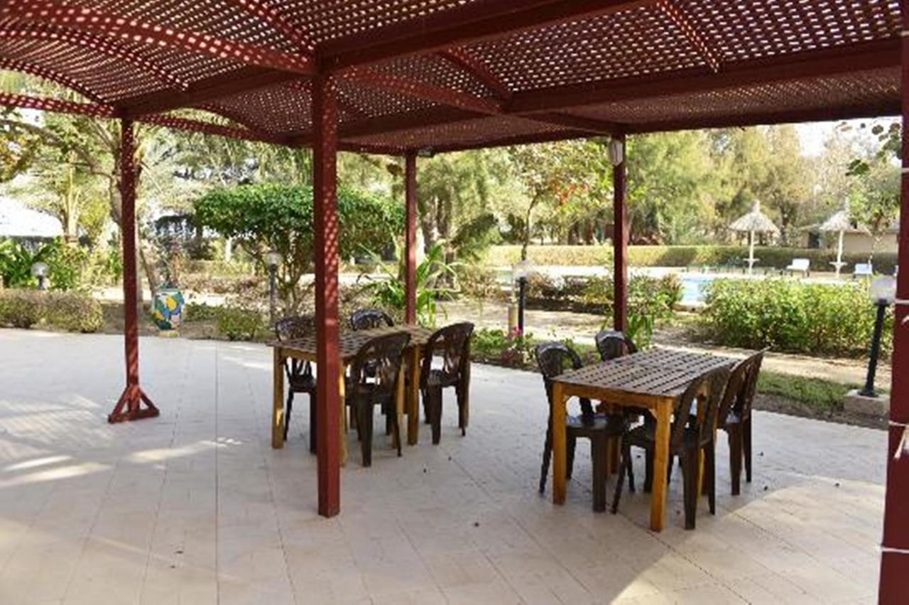 Diamarek Hotel Sur La Plage Saint-Louis Exterior foto