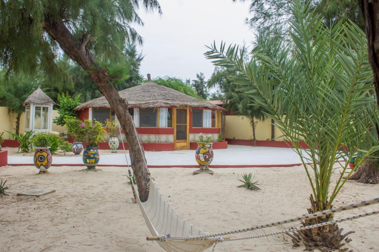 Diamarek Hotel Sur La Plage Saint-Louis Exterior foto